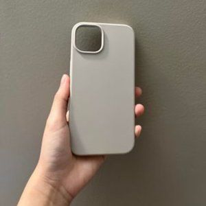 Elago Silicone Case for iPhone 13